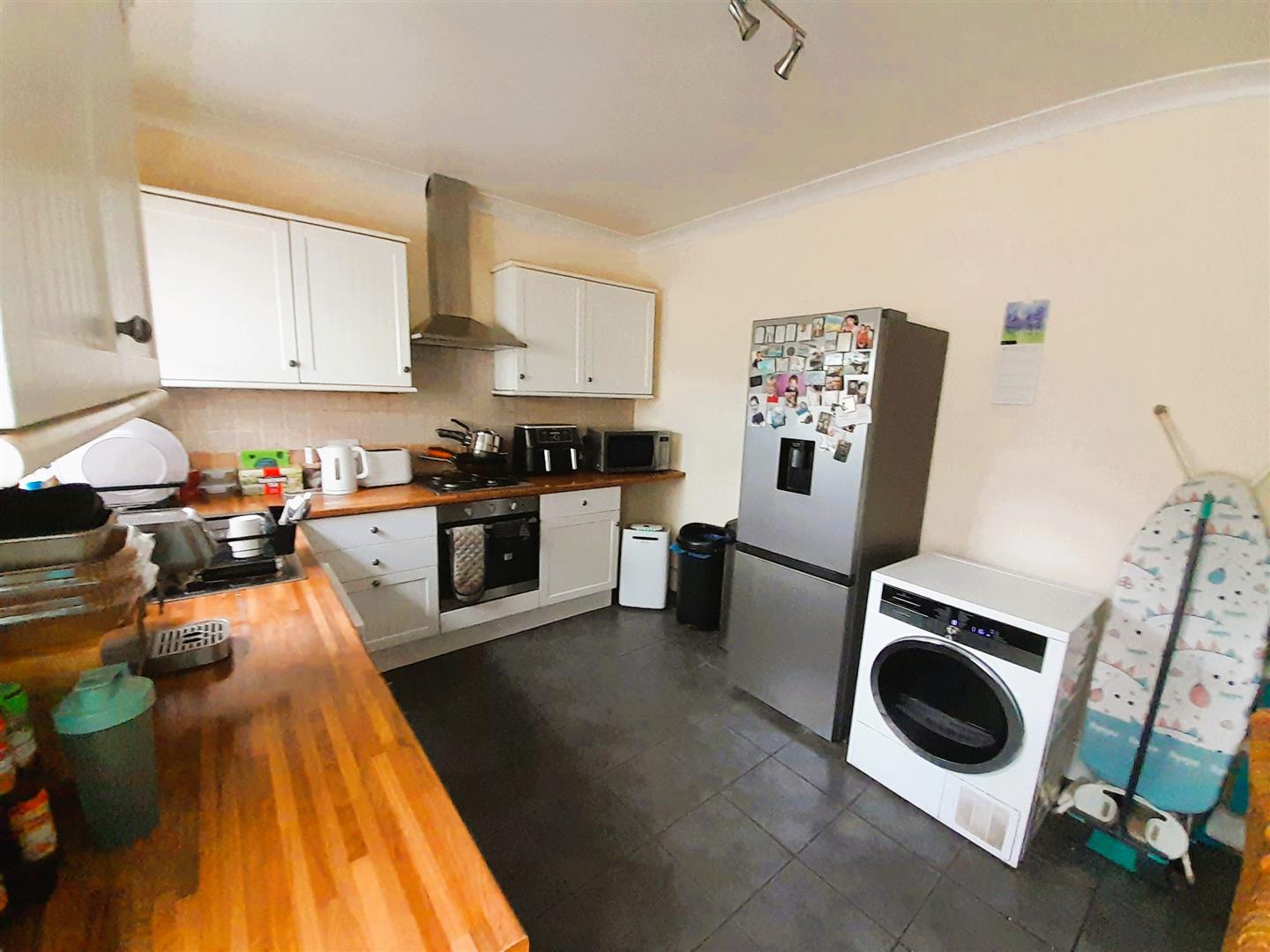 Coldstream Street, Llanelli, SA15 3BG
